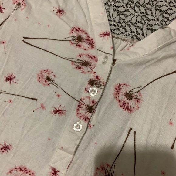 Ricki’s cream top pink dandelion print high low L - Picture 5 of 12